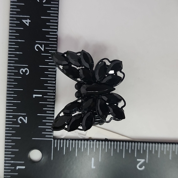 Black Crystal Butterfly Statement Stretch Ring - Picture 6 of 6